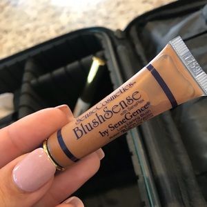 Senegence bronzer